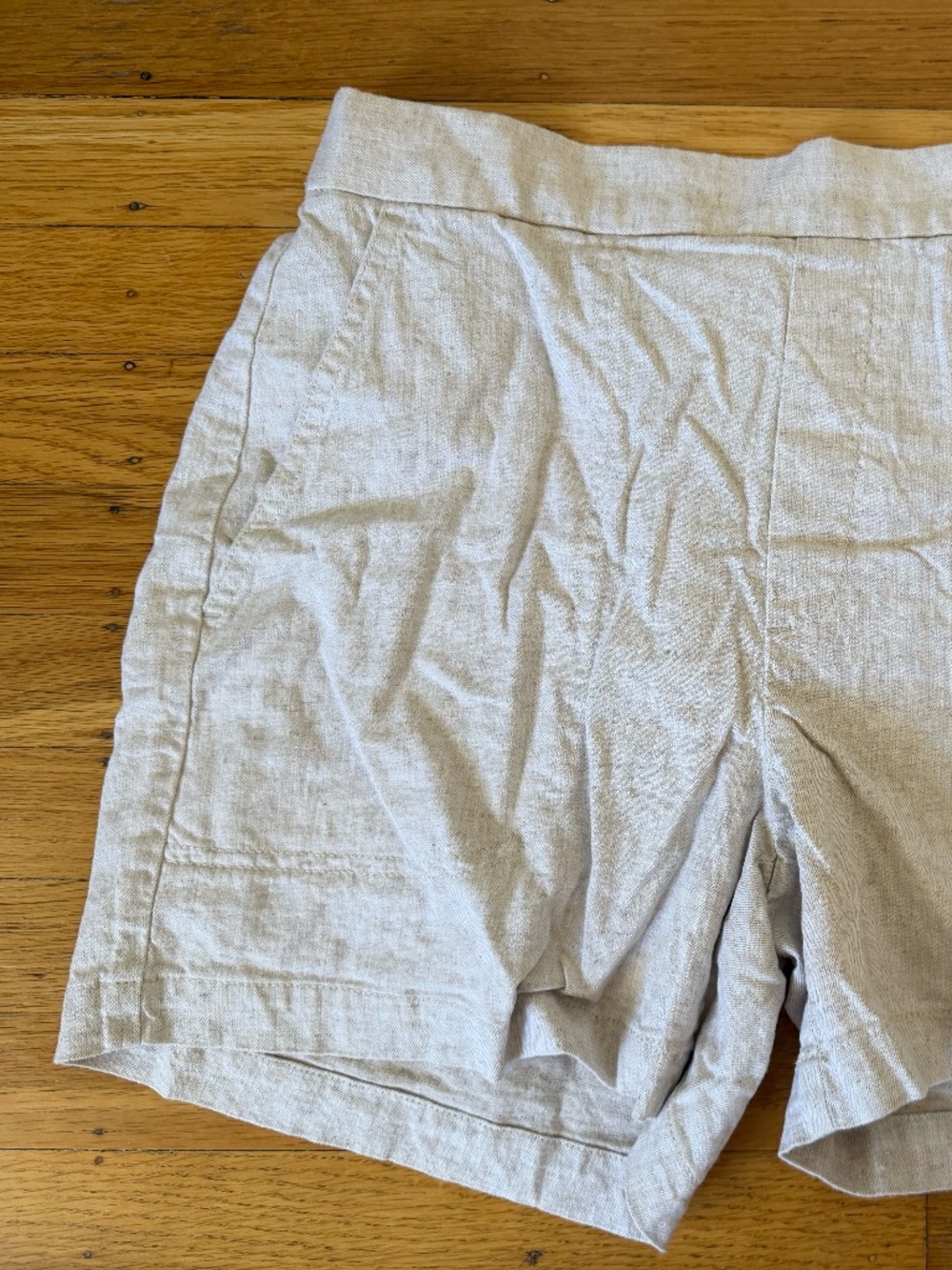 Linen shorts